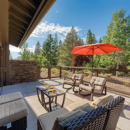 Luxe All-Season Retreat By Avantstay Prime Location Near Skiing